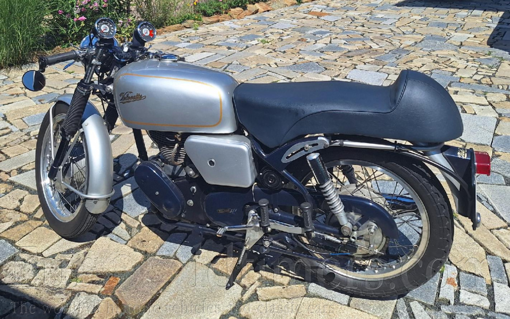 Velocette Thruxton