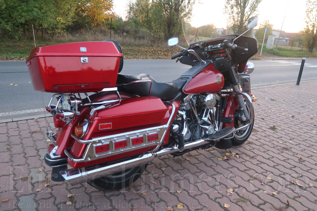 Harley-Davidson Electra Glide FLHT