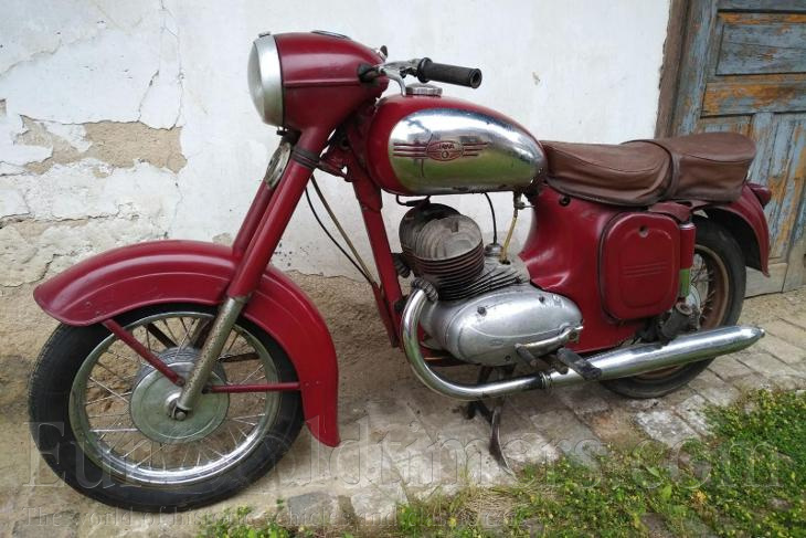 Jawa 350/360 panelka