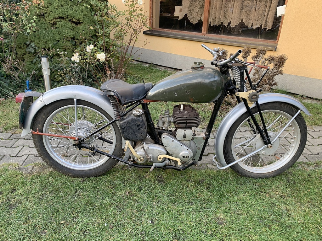 BSA M20 s motorem WM 21, 600 ccm SV (194