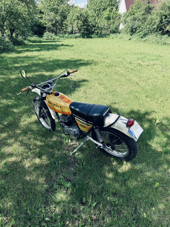 OSSA Super Pioneer 250 1975