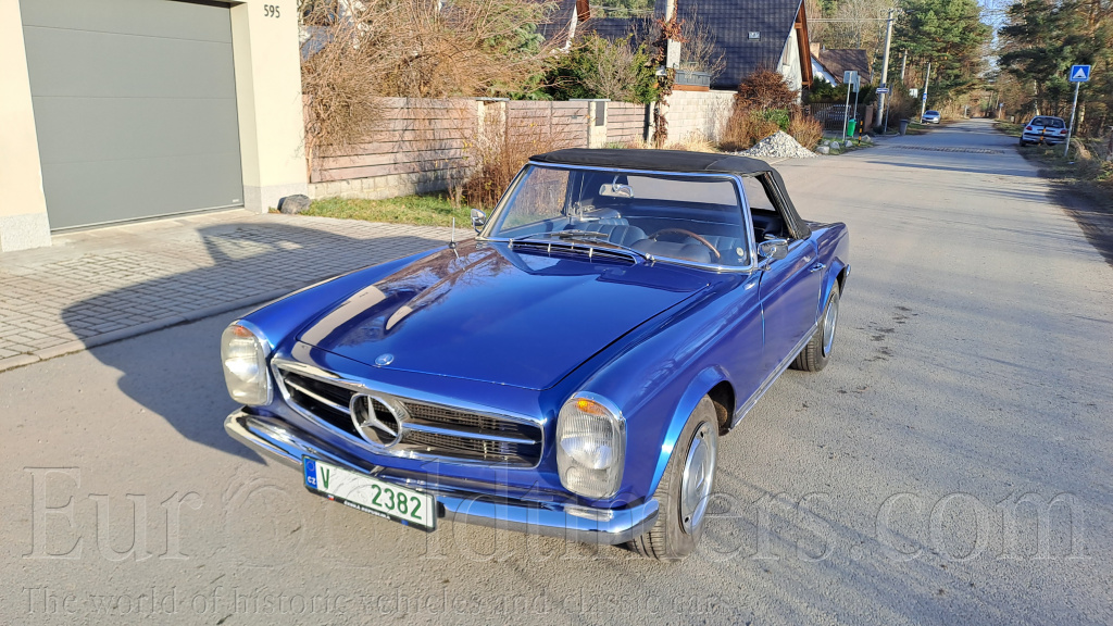 Mercedes-Benz 230 SL Pagoda W113 