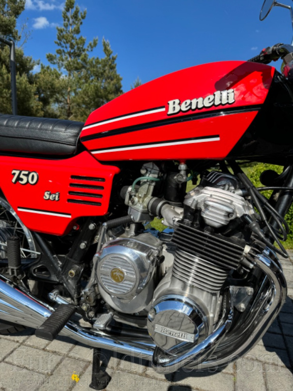 Benelli Sei 750