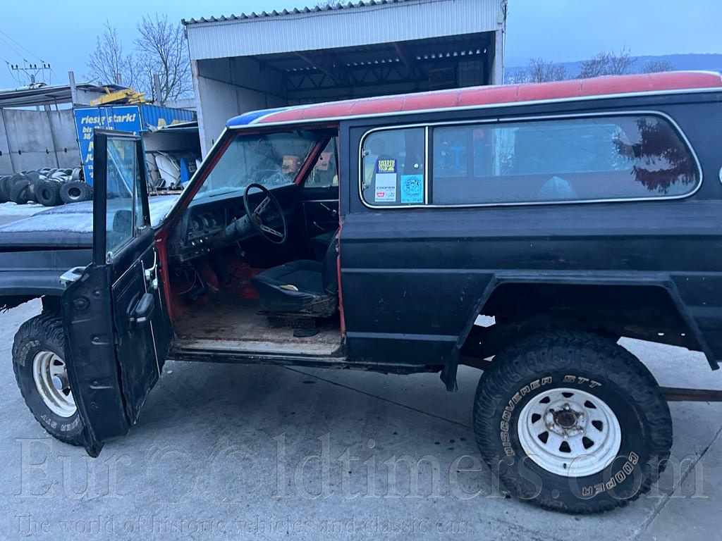 Jeep Cherokee rv 1978 benzin 118kw 4x4 s