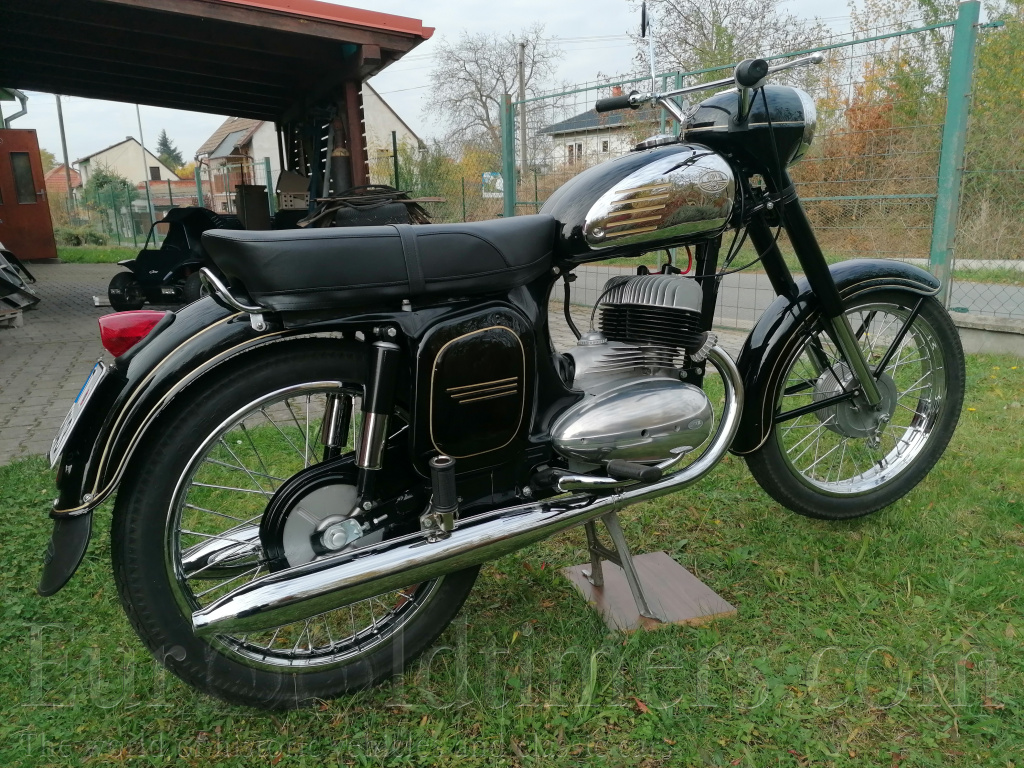 Jawa 350 sport