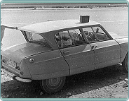 snímek z Jugoslávie - léto roku 1969. Tento Citroën AMI6 byl licenčně vyráběn v Jugoslávii